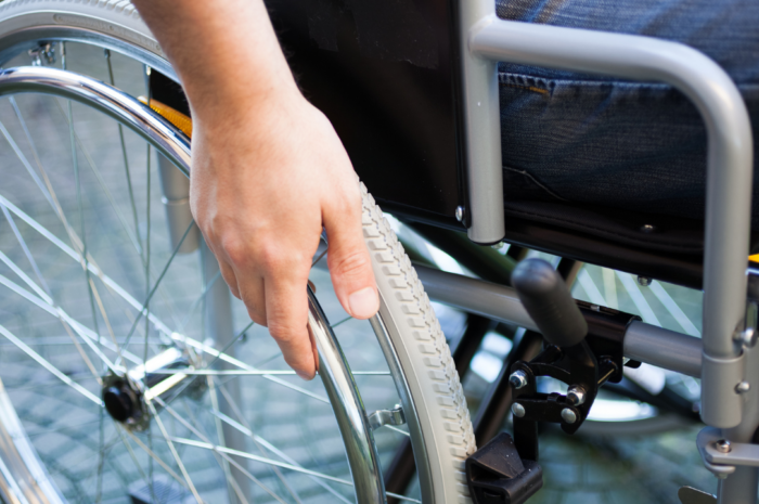 Z jakimi problemami boryka się osoba niepełnosprawna w życiu codziennym?
